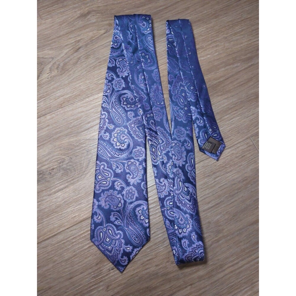 Tasso Elba Purple Paisley Silk 3.5 X 63 Tie